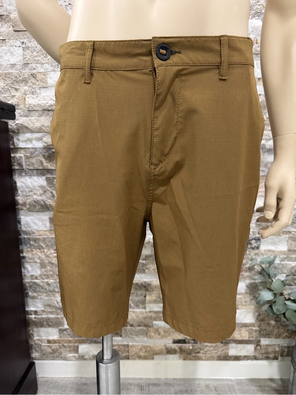 Billabong Men's Flat Front Chino Shorts - Tan